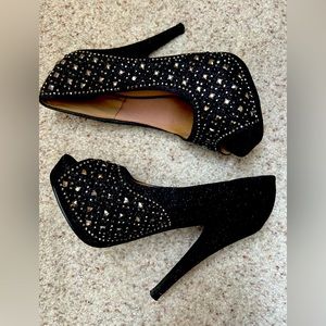 Black Platform Peep Toe High Heel